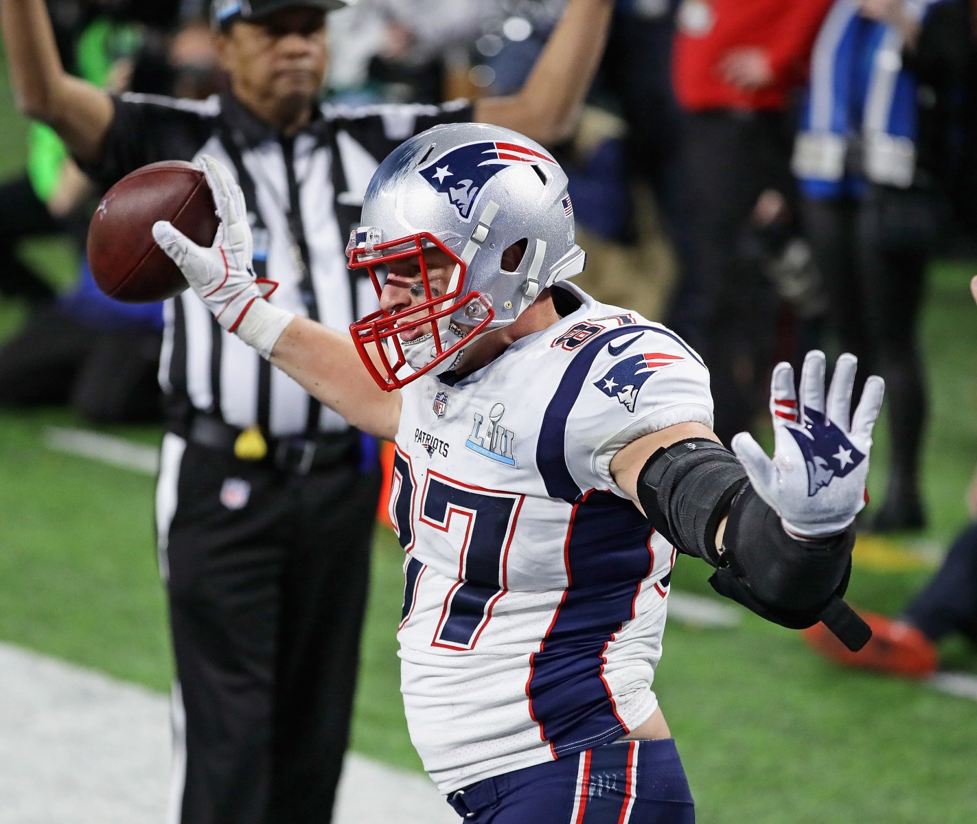 <strong>Tight End - Rob Gronkowski</strong><br>"I don't think anybody can really debate this one,” Edlow says. “This is the one that stands head and shoulders above the rest. Probably the greatest tight end of all time. He had so many good seasons with Brady. Brady doesn't even get a sniff at this spot if he doesn't have Gronk over those years. He was a touchdown machine. You just can't really argue the production that type of production at tight end.”<br>