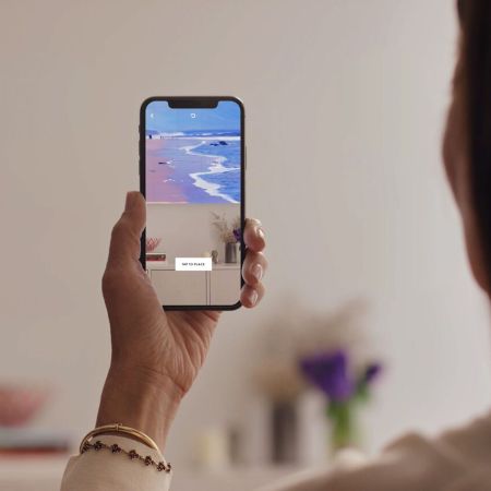 Augmented Reality Lets You Hang Priceless Artworks in Your Home