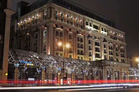 Hotel Ritz-Carlton in downtown Moscow on Tverskaya Street (Vladimir Varfolomeev/Flickr)