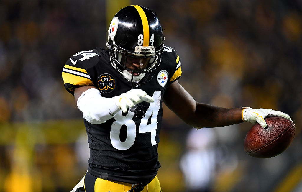 Antonio Brown #84 of the Pittsburgh Steelers reacts after a reception for a first down in the fourth quarter during the game against the Baltimore Ravens at Heinz Field on December 10, 2017 in Pittsburgh, Pennsylvania. (Photo by Joe Sargent/Getty Images)