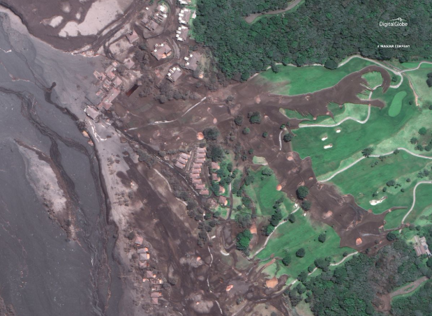 Hotel La Reunión Golf Resort and Residences after the eruption (IMAGE: ©2018 DIGITALGLOBE, A MAXAR COMPANY)