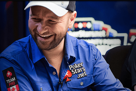 Daniel Negreanu at the poker table. (Image via http://danielnegreanu.com)
