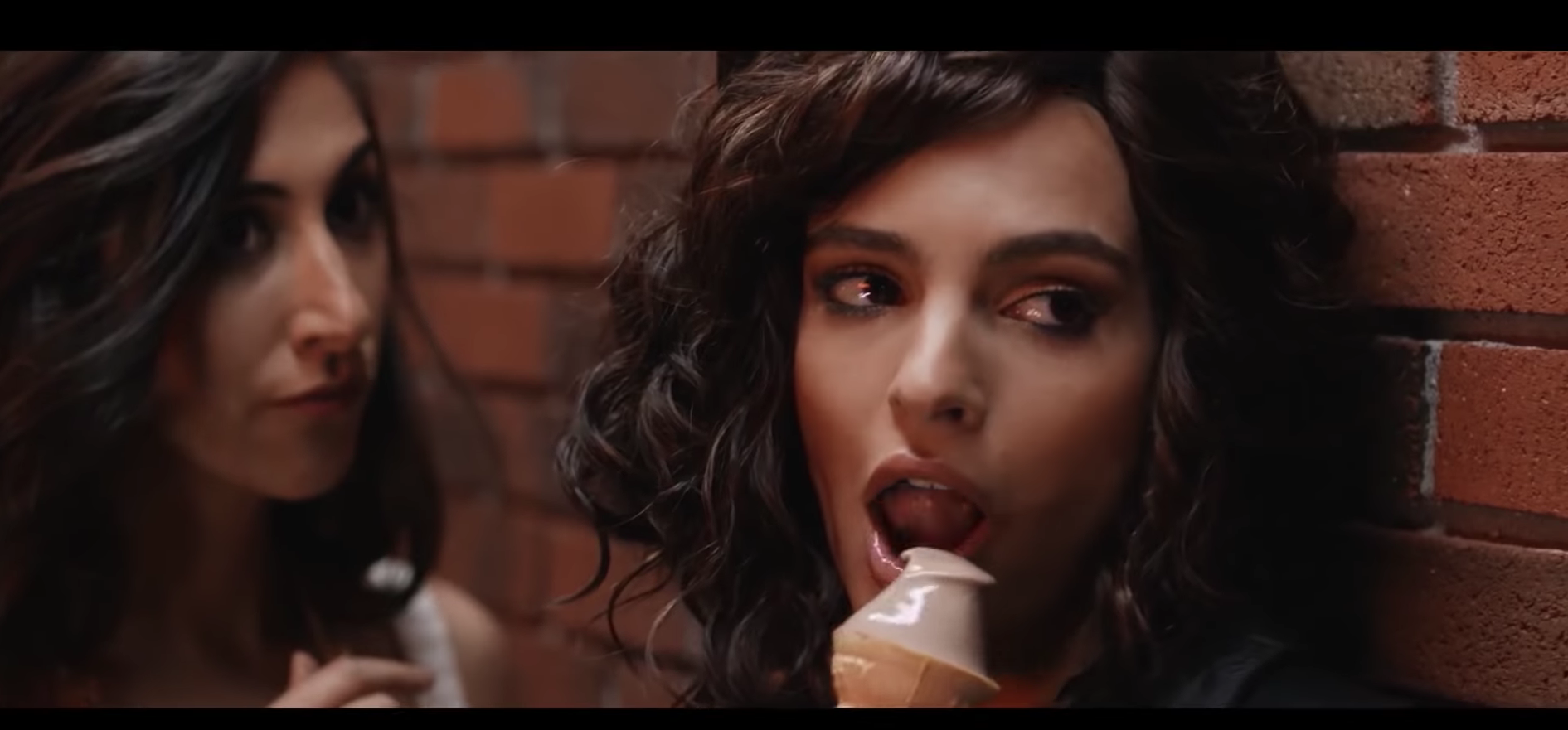 Emily Ratajkowski