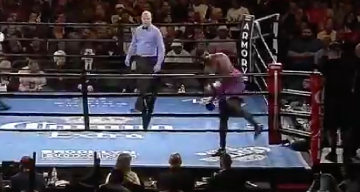 Curtis Harper ducks out of his match against Efe Ajagba just after the opening bell. (FSI/Twitter)