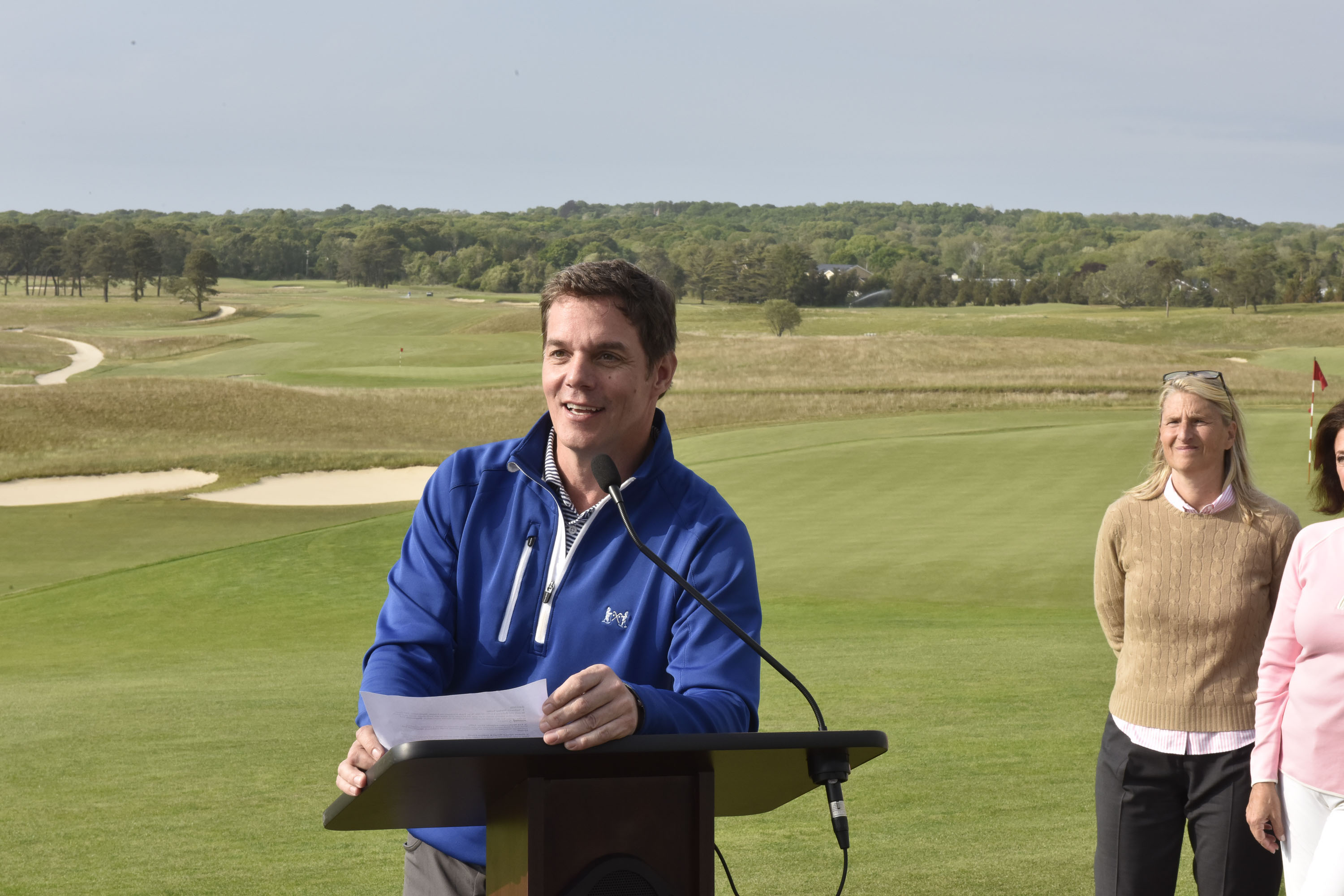 Bill Hemmer on June 8, 2015 in Southampton, New York. Hemmer was recently stung by a scorpion in Manhattan. (Photo by Eugene Gologursky/Getty Images for Project A.L.S.)