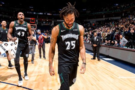 MINNEAPOLIS, MN - OCTOBER 31: Derrick Rose #25 of the Minnesota Timberwolves cries after the game against the Utah Jazz on October 31, 2018 at Target Center in Minneapolis, Minnesota. (Photo by David Sherman/NBAE via Getty Images)