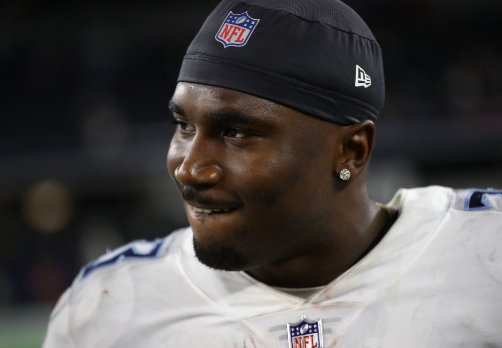 Dion Lewis #33 of the Tennessee Titans celebrates a 28-14 win against the Dallas Cowboys at AT&T Stadium on November 05, 2018 in Arlington, Texas. (Photo by Ronald Martinez/Getty Images)