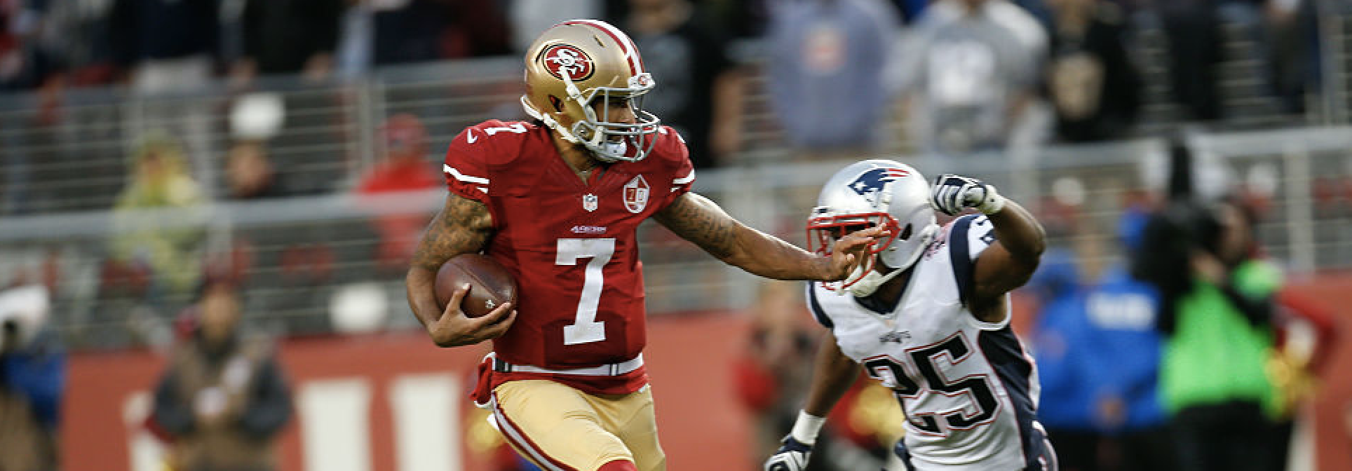 SANTA CLARA, CA - NOVEMBER 20: Colin Kaepernick #7 of the San Francisco 49ers scrambles during the game against the New England Patriots at Levi Stadium on November 11, 2016 in Santa Clara, California. The Patriots defeated the 49ers 30-17. (Photo by Michael Zagaris/San Francisco 49ers/Getty Images)