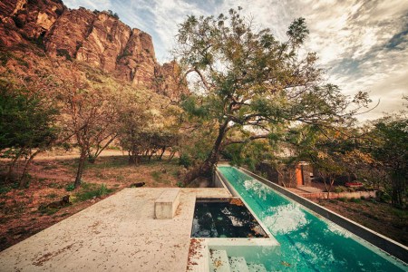 Mexican Couples Retreat Promotes Drunkenness, Fertility