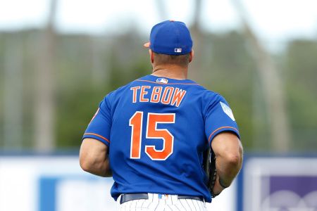 PORT ST. LUCIE, FLORIDA - FEBRUARY 23:  Tim Tebow #15 of the New York Mets in action against the Atlanta Braves during the Grapefruit League spring training game at First Data Field on February 23, 2019 in Port St. Lucie, Florida. (Photo by Michael Reaves/Getty Images)