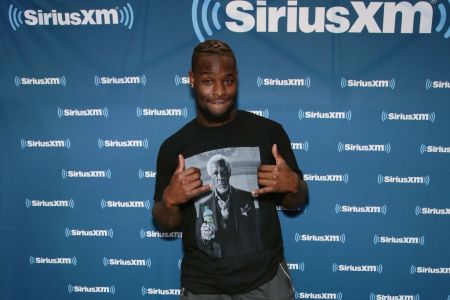 MINNEAPOLIS, MN - FEBRUARY 02:  Le'Veon Bell of the Pittsburgh Steelers attends SiriusXM at Super Bowl LII Radio Row at the Mall of America on February 2, 2018 in Bloomington, Minnesota.  (Photo by Cindy Ord/Getty Images for SiriusXM)