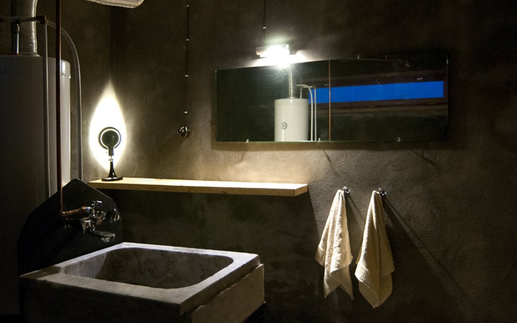 A Remote Greek Cabin That Accepts Bartering for Payment