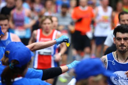 Seaweed capsules filled with energy drink are handed out at London Marathon. (Getty Images)