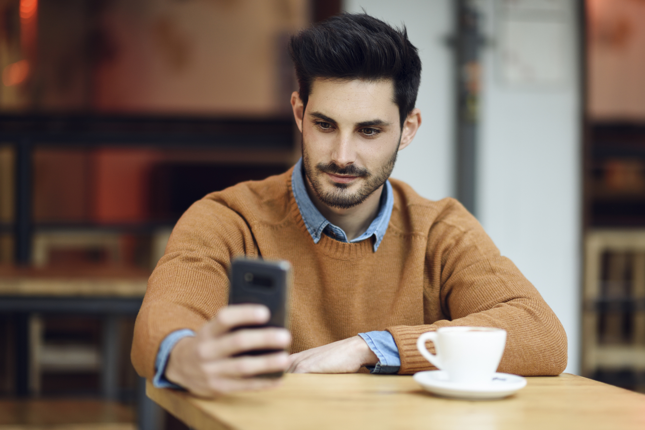 Teens meeting online