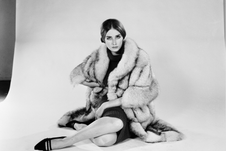 Bond girl dead