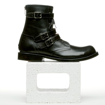 The One Boot to Rule Them All