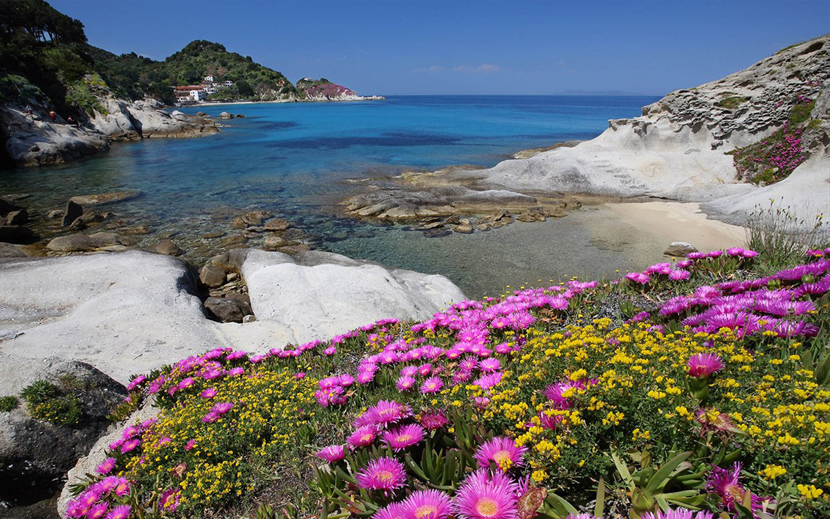 This Italian Island Pays Visitors When It Rains