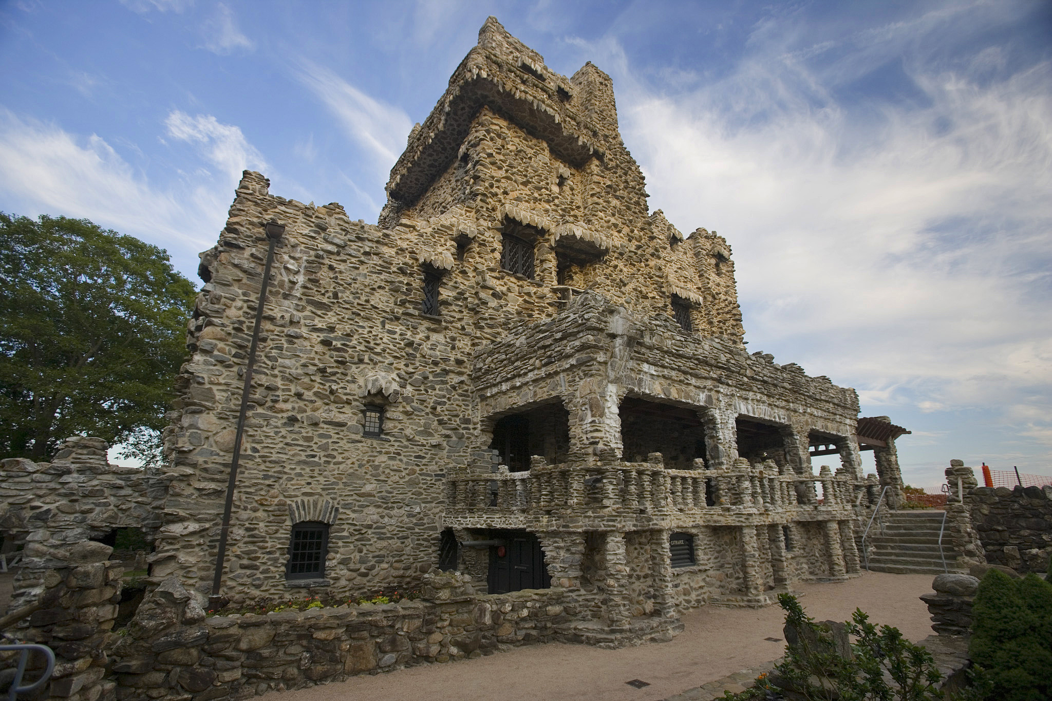 Gillette Castle State Park Connecticut Road Trop