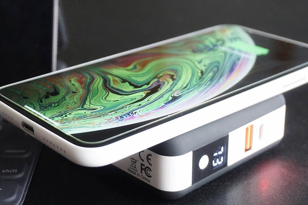 Fuse phone charger