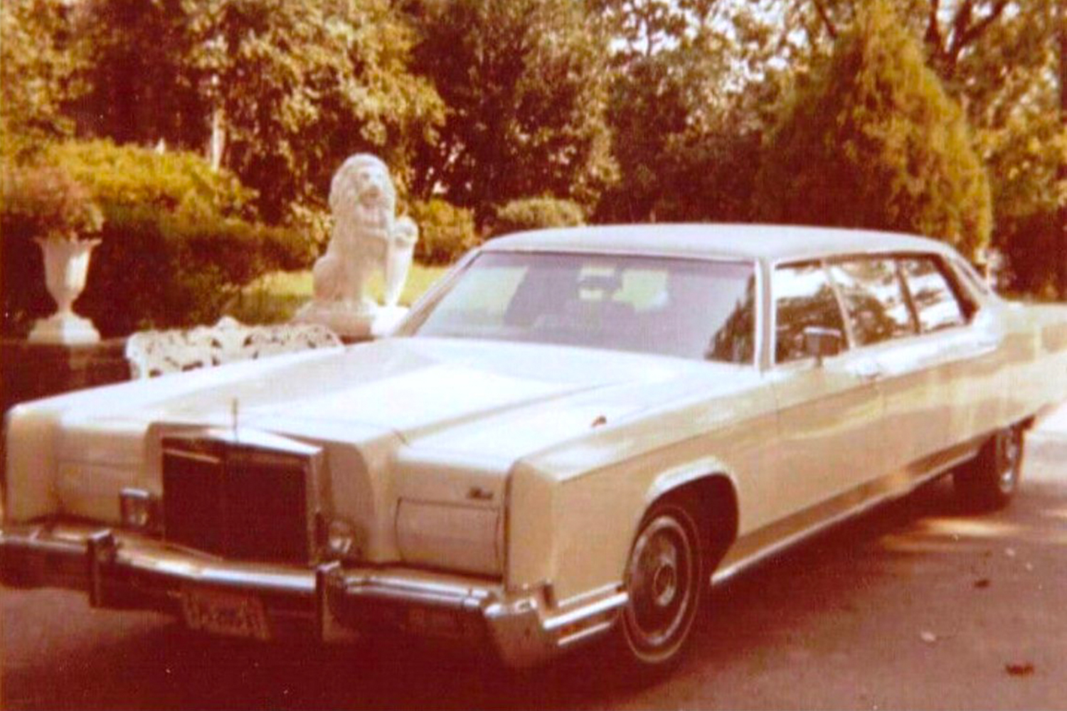Elvis Presley's Personal Limousine, Harley Davidson and GMC Pickup Auction