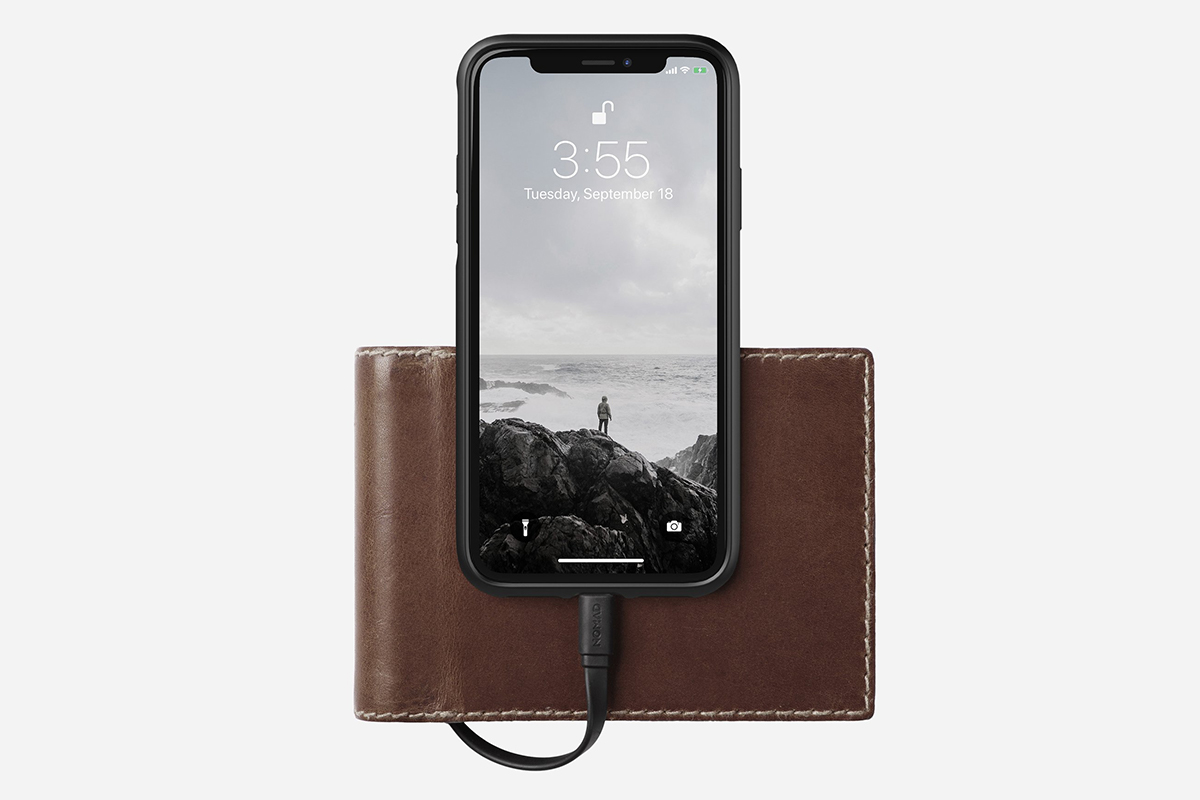 Nomad Bifold Charging Wallet