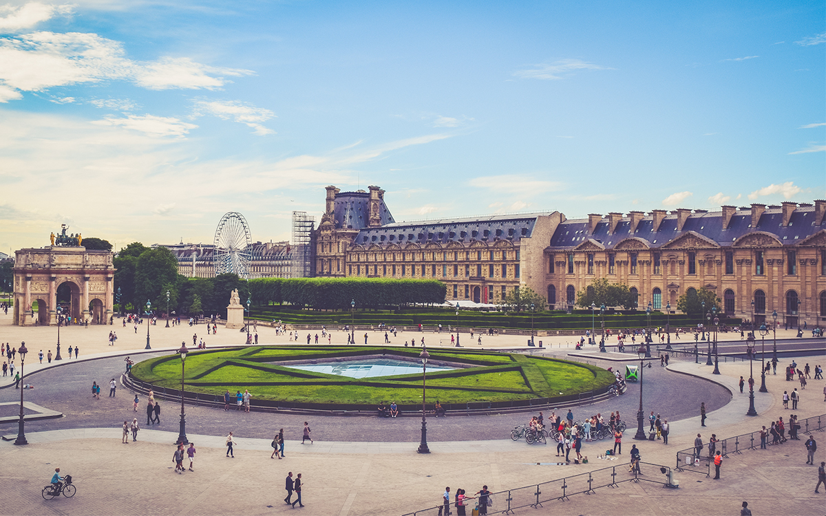 How to Avoid Pickpockets in Europe