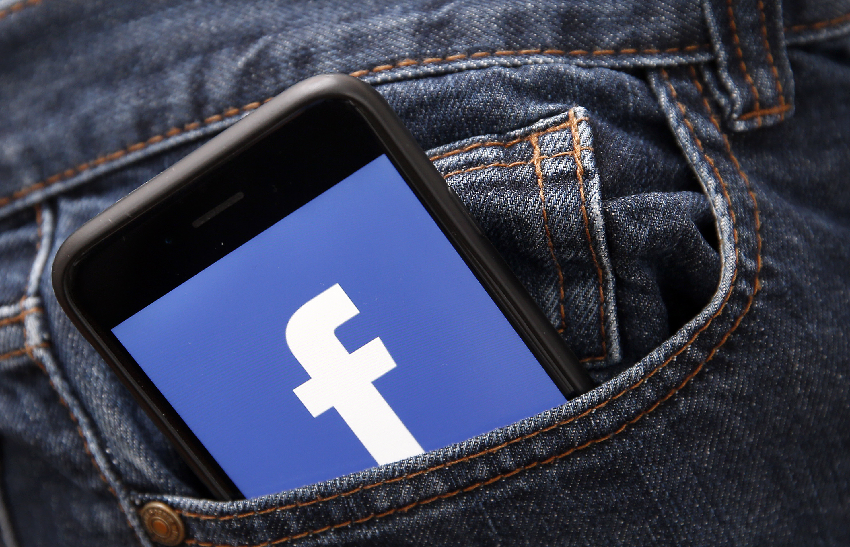 Facebook period tracker apps