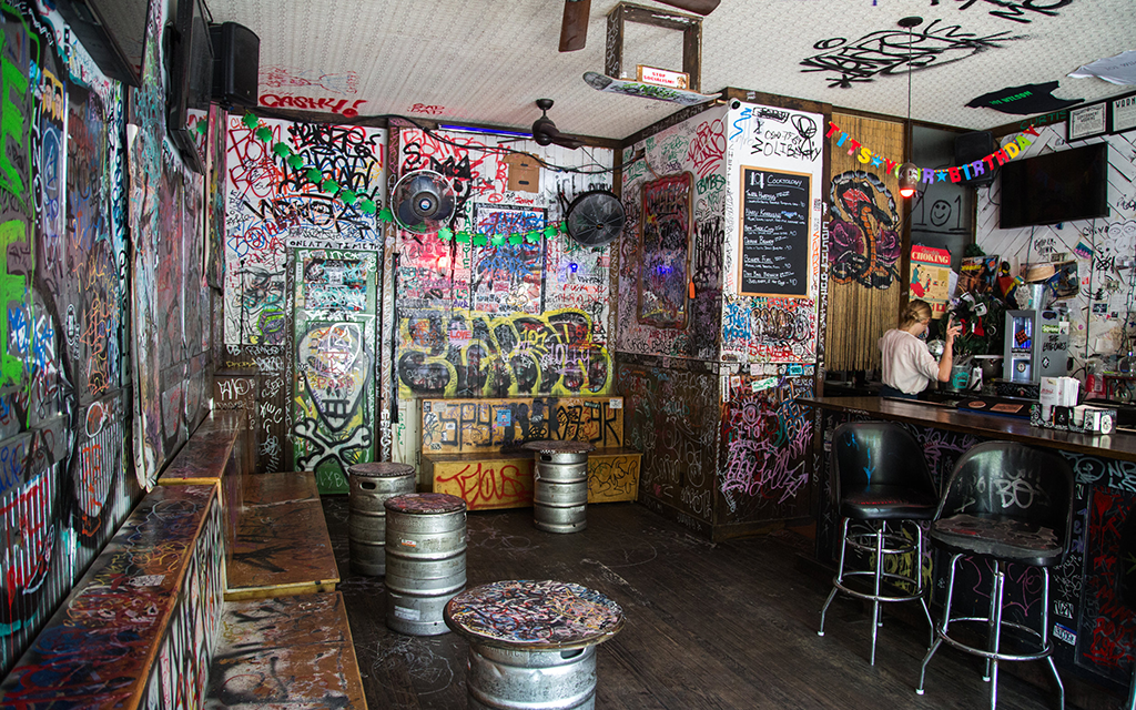 101 Wilson Bar