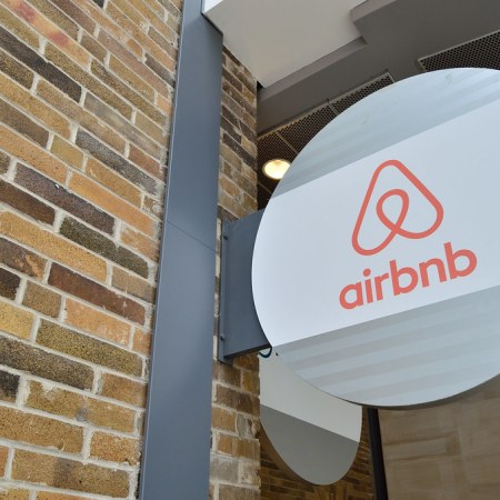 AirBnB logo