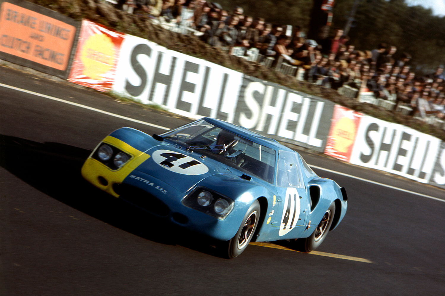 <strong>Matra M620</strong><br><strong>Car numbers:</strong> 41, 42 and 43<br>Seven cars were unable to finish because of accidents on the course, and Matra M620 No. 42 was one of them. As for the other two, No. 43 had engine problems during lap 38 and No. 41 had gearbox problems in lap 112.