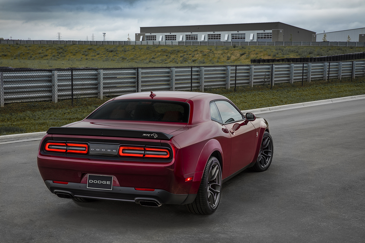 Dodge Charger SRT Hellcat Widebody