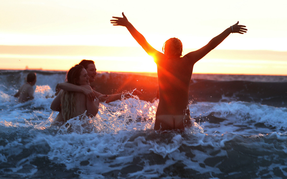 Nude Vacations