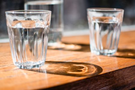 Why Wellness Influencers Are Giving Up Drinking Water