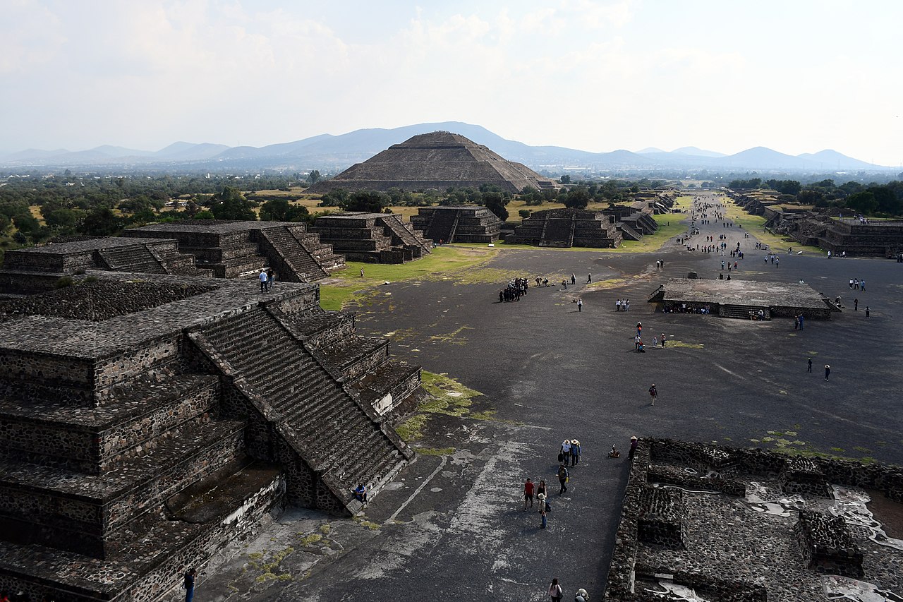 Teotihuacan structures