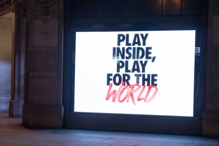 Nike store coronavirus campaign