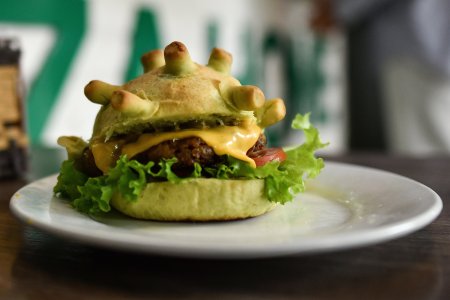 coronavirus burger