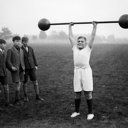 When Should You Let Your Kids Start Lifting?
