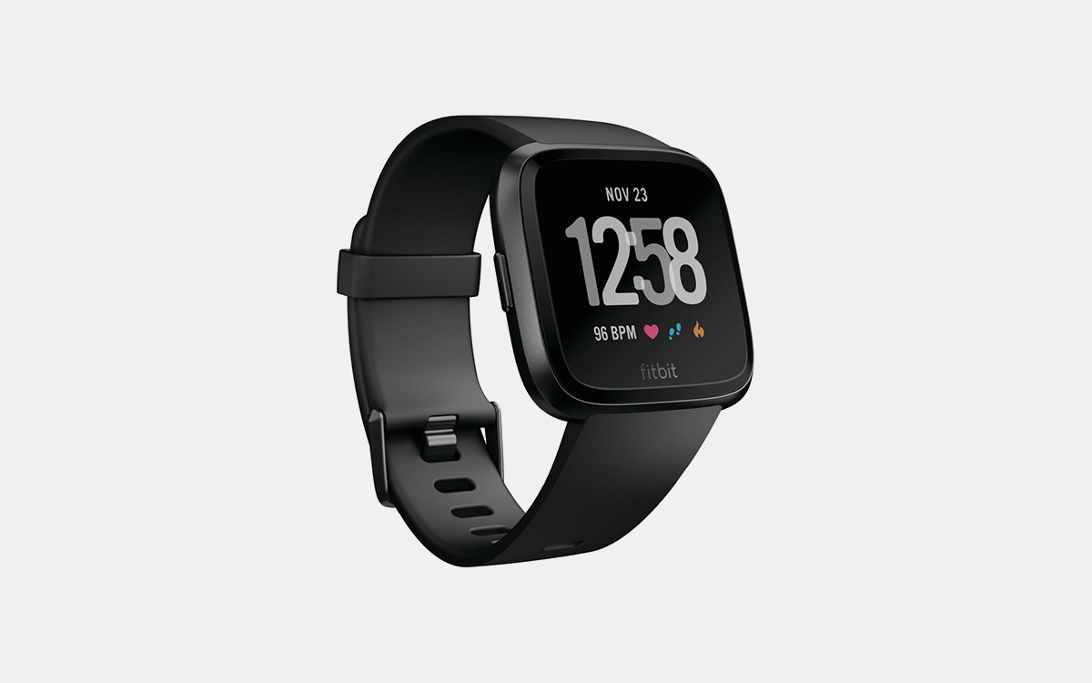 Deal: Fitbit's Newest Versa Smartwatch Is Currently Half-Price for Some Reason