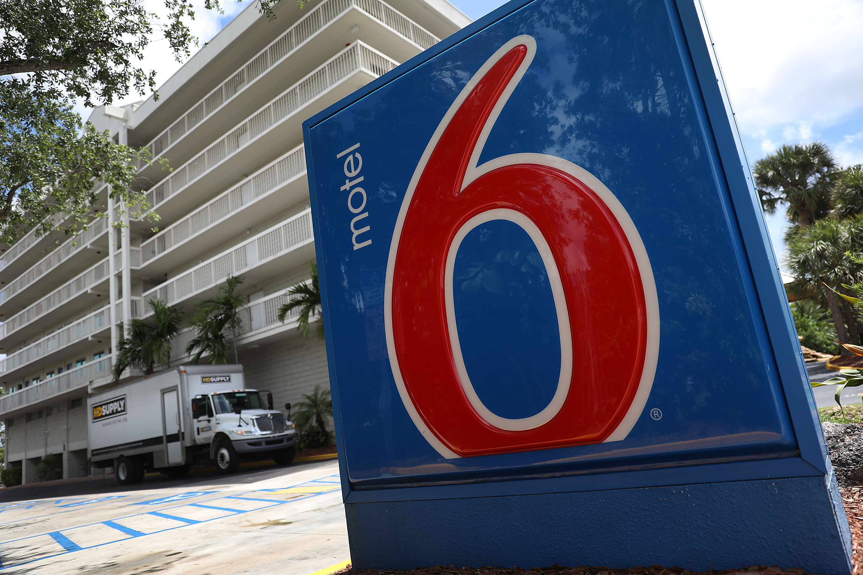 motel 6