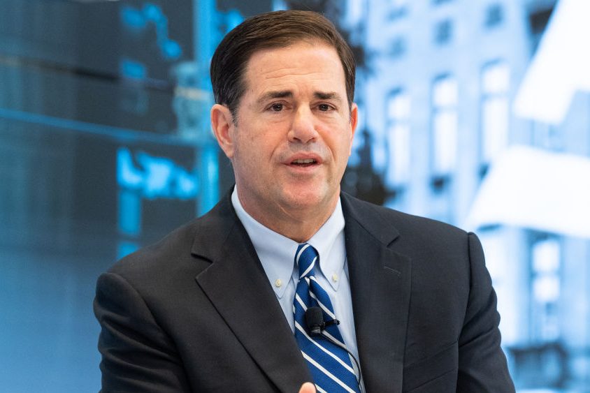 Arizona Governor Doug Ducey (Michael Brochstein/SOPA Images/LightRocket via Getty)