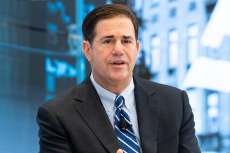 Arizona Governor Doug Ducey (Michael Brochstein/SOPA Images/LightRocket via Getty)