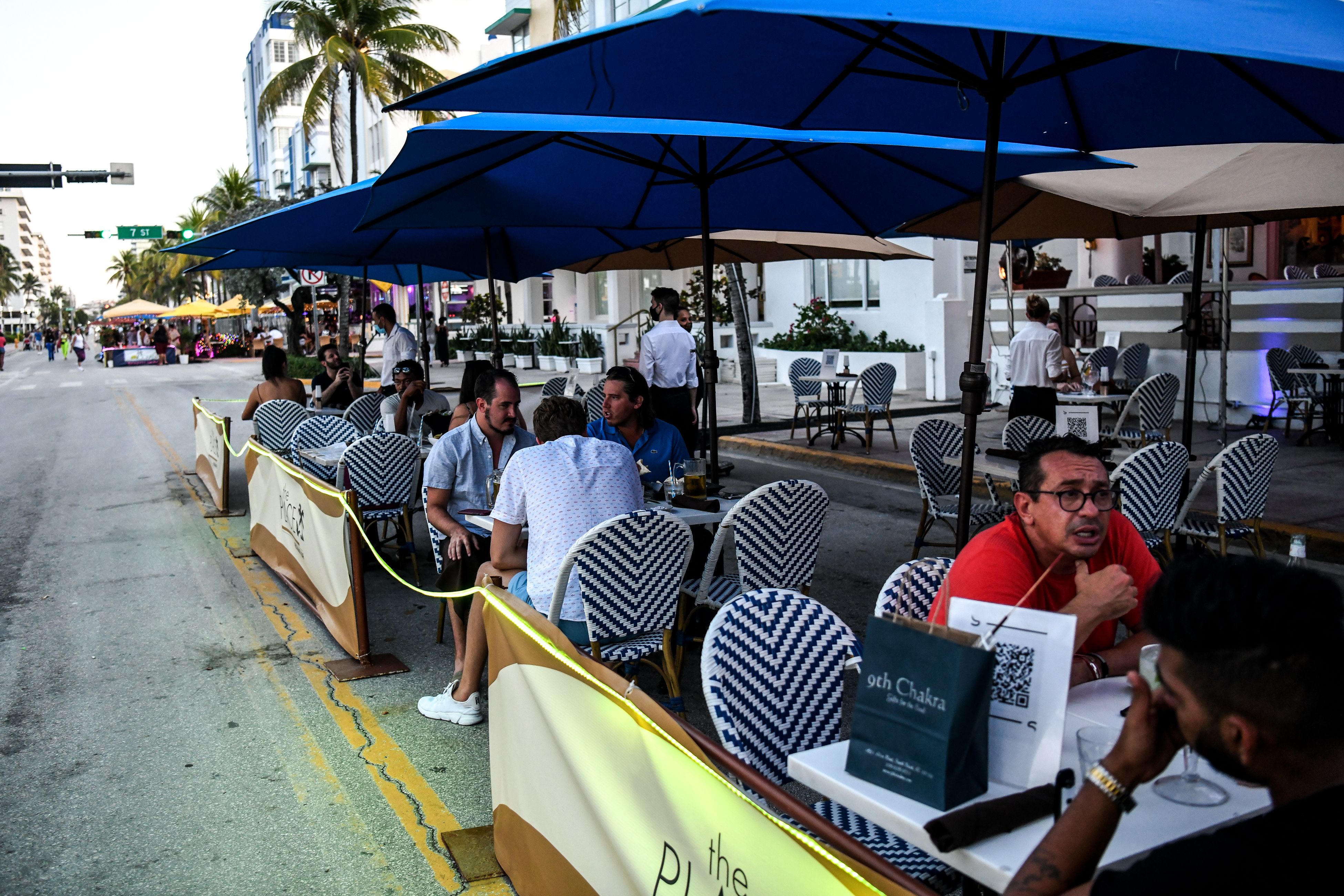 Diners eating outside at a restaurant during coronavirus pandemic