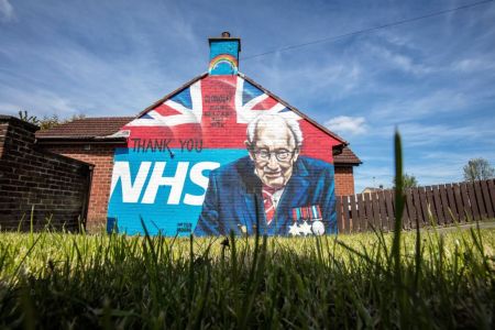 Captain Tom Moore mural
