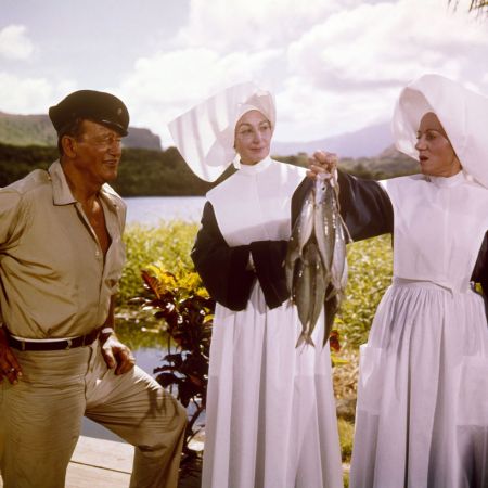 Wayne, Estrabeau, & Peattie In 'Donovan's Reef'
