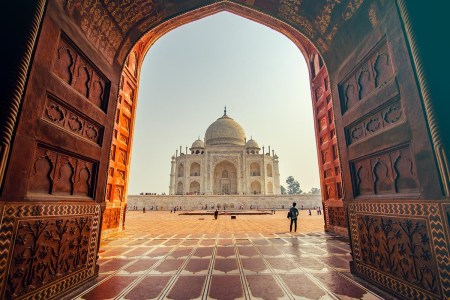 A Bus Route Will Take Travelers from India to the United Kingdom Next Summer