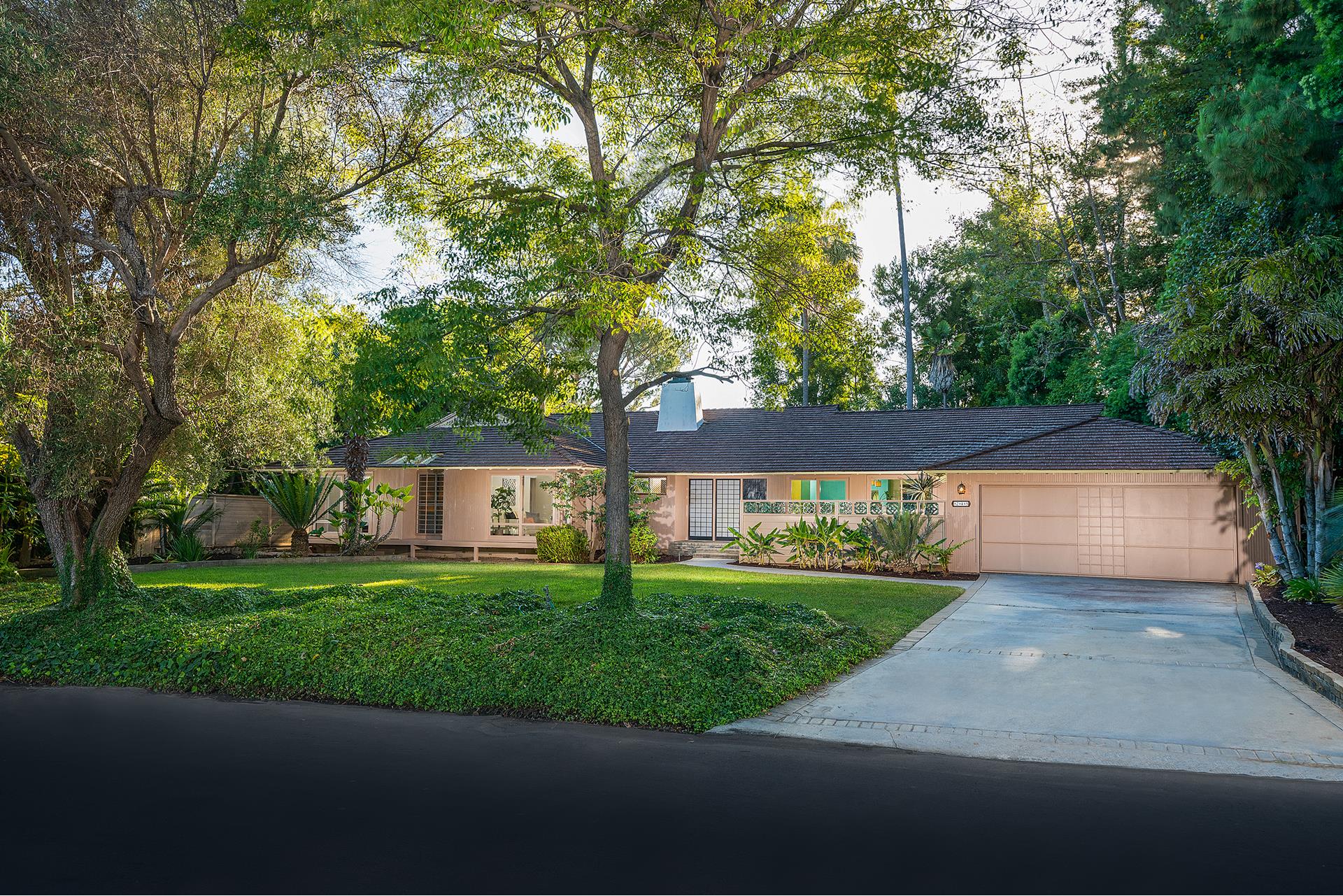"Golden Girls" house