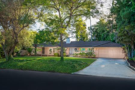 "Golden Girls" house