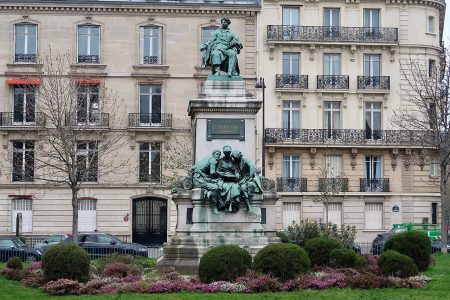 Monument Dumas