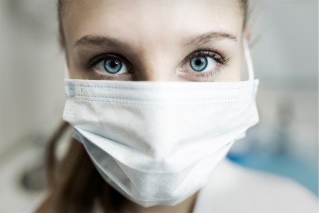 woman wearing a face mask