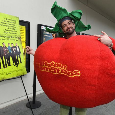 "Rotten Tomatoes" costume